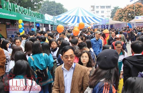 Phó Hiệu trưởng ĐH Khoa học Tự nhiên: Thí sinh đạt từ 23-24 điểm trở lên tự tin chọn những ngành mình yêu thích ảnh 1